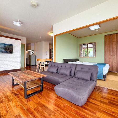 ペンションパシフィカ古宇利 Villa Kouri Ngoại thất bức ảnh